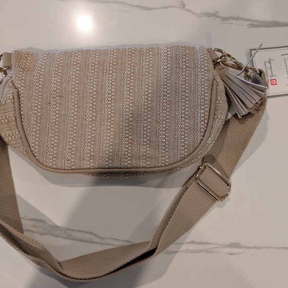 Jen And Co Beige Textured Women's Bag - Picture 2 of 3